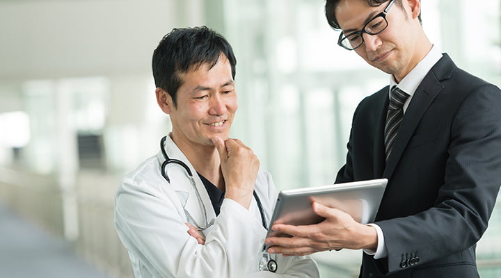医師とMR営業